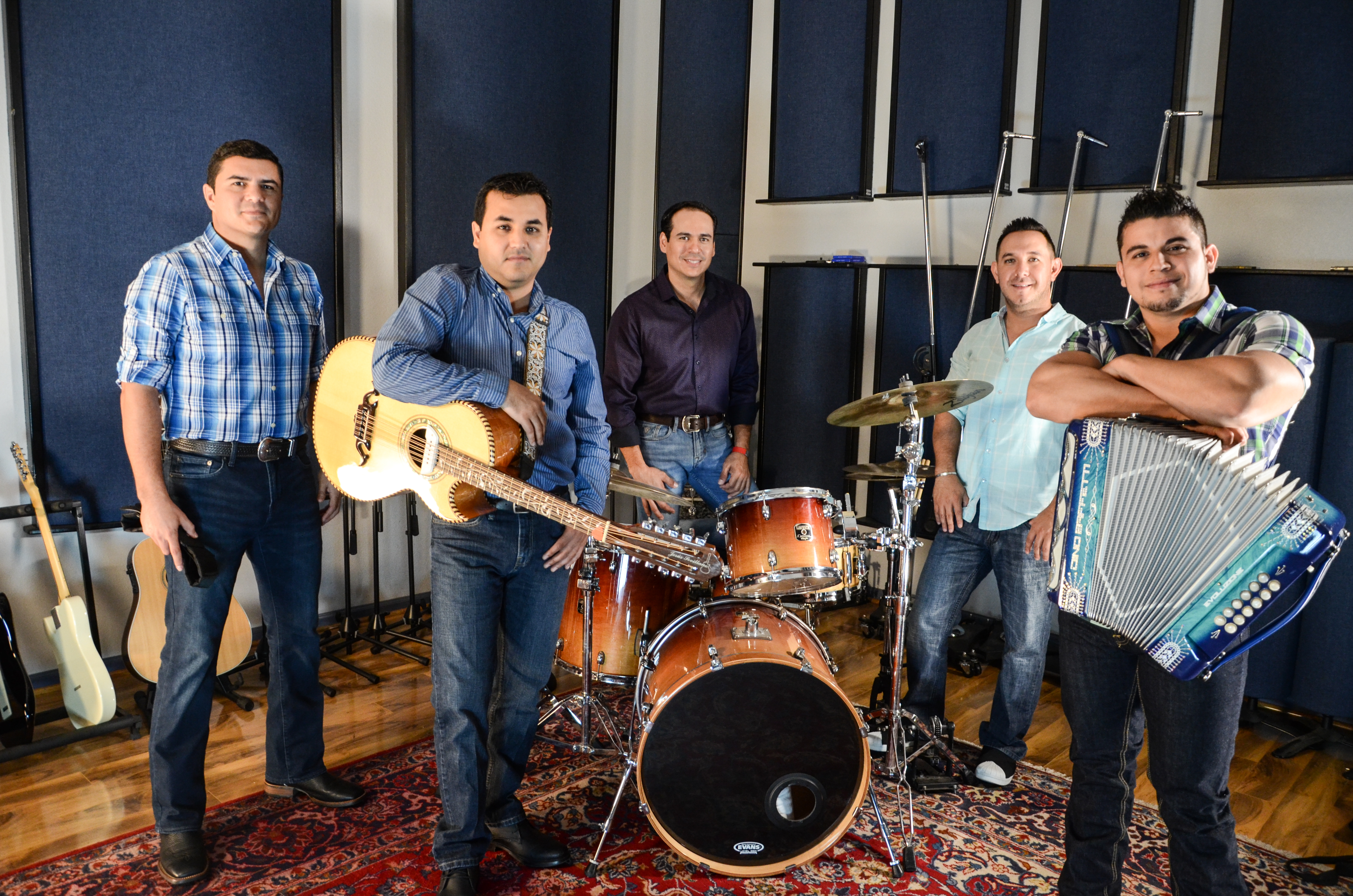 Costumbre graba nuevo comercial con McDonalds